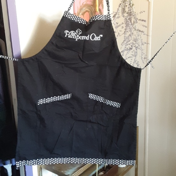 Pampered Chef Other - Pampered chef apron Pampered Chef Other - Pampered chef apron
